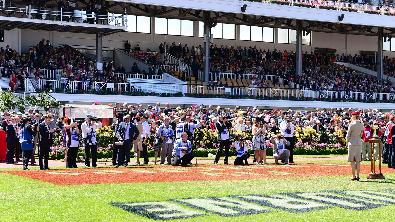 2013 Melbourne Cup (10705853945)